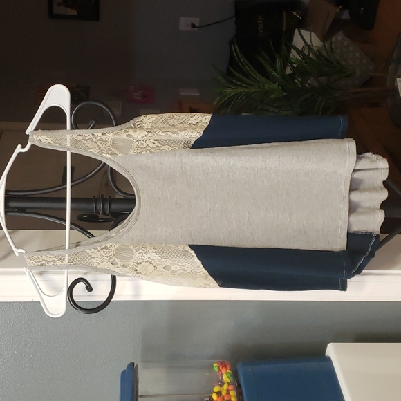 M Just Ginger Color Block Tank Top. - Picture 1 of 6